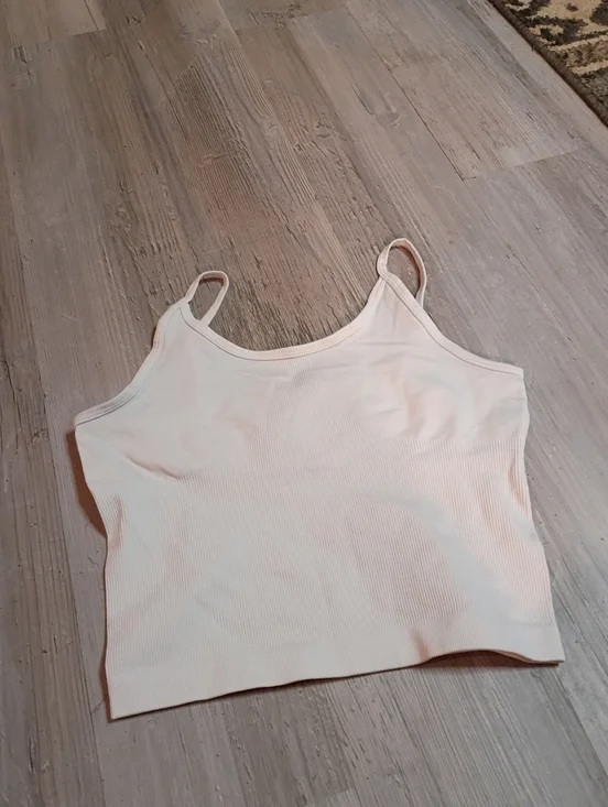 Top - Picture 2 of 4